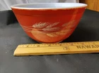 Vintage Pyrex Autumn Harvest Wheat Design 402 Mixing Bowl 1.5 L Rust Red Brown