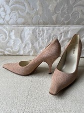 Prada Women's High Heels Beige 75 US & Unused Stylish Pumps