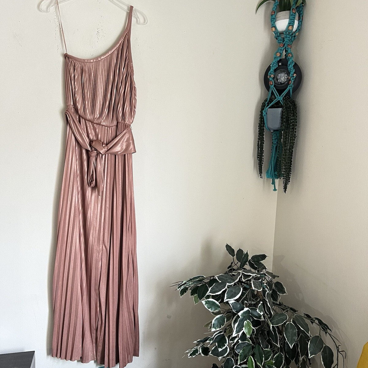halston heritage gold lame dress Iconic 1970s Halston Long Metallic Gold Lame Lurex Caftan Dress – Shrimpton  Couture main image 0