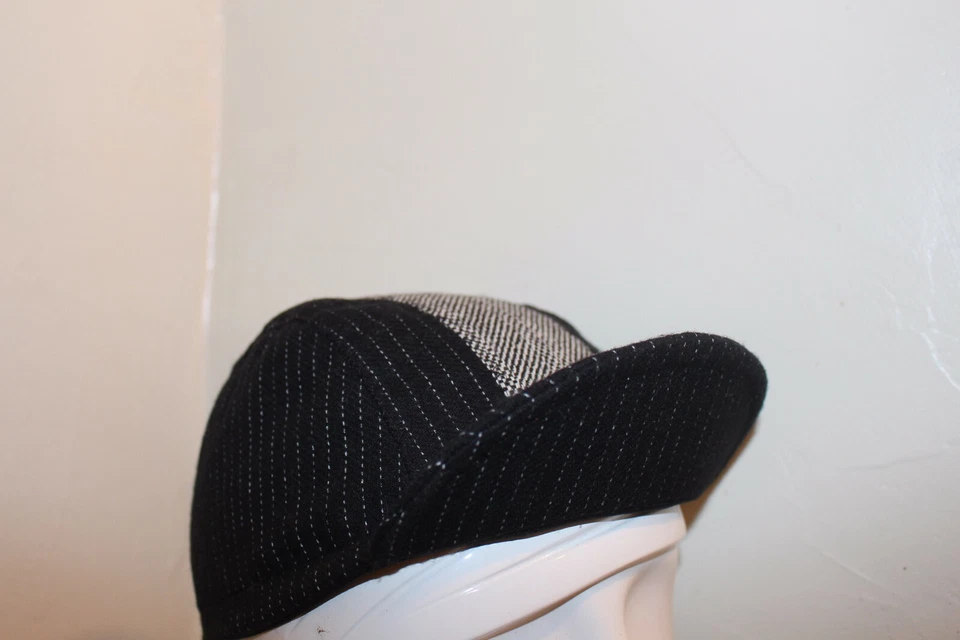 GORRA CICLISMO LANA NEGRA CON CORREA GRIS LANA HECHA A MANO EN EE. UU. S M L Foto 3 de 4