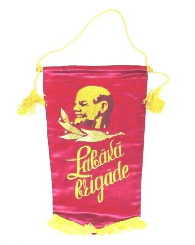 Soviet Latvia Red Lenin Award Pennant Flag Best Worker Brigade Embroidered #1 - Picture 1 of 3