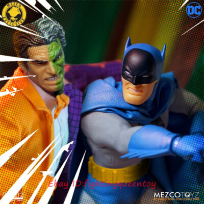 Mezco Toyz BATMAN BATMAN VS TWO-FACE BOXED SET one:12 Action