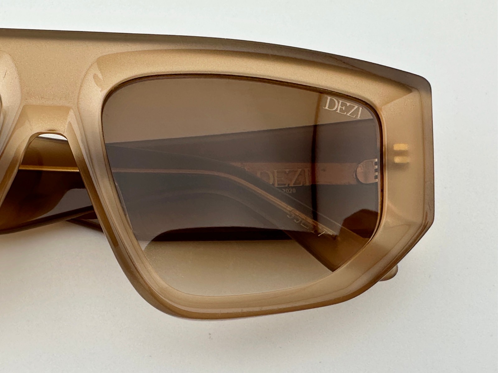 Dezi BackTrack Translucent Beige Oversized Sungla… - image 4