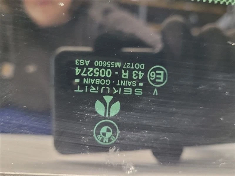 1997 98 99 2000 BMW 528I ROOF GLASS GLASS SUNROOF 54128186143        Foto 3 de 4