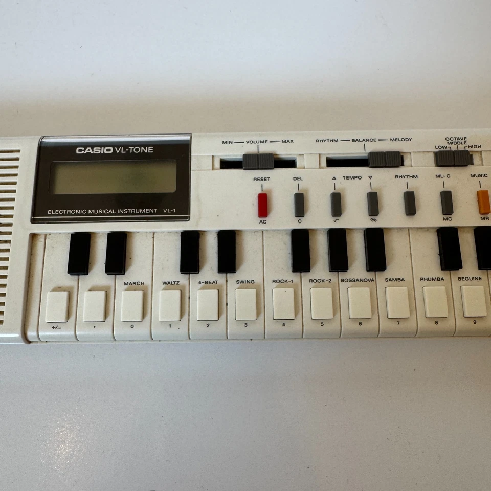 Vintage Casio VL-Tone Mini Synthesizer Keyboard Electronic Instrument W/ Case - Image 3 of 4