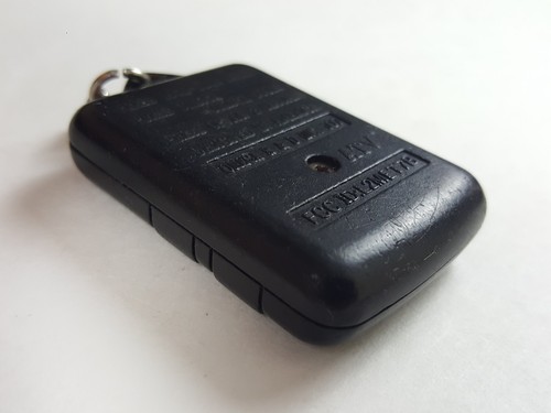 OMEGA R&D ATV EXECUTIVE REMOTE FOB KEY LESS ENTRY LED-GREEN KEYFOB AUTO 3-BUTTON - Picture 9 of 12