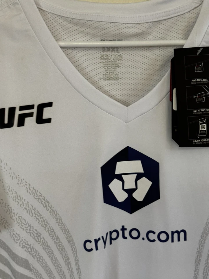 Camiseta deportiva UFC Venum Authentic Fight Night para mujer - blanca talla XXL NUEVA CON ETIQUETA Foto 2 de 4