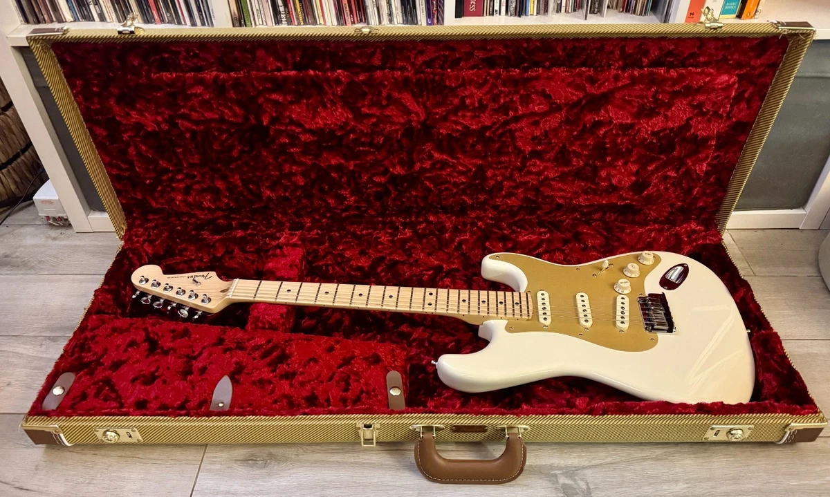 Preços baixos em Guitarras Fender American Deluxe Stratocaster | eBay
