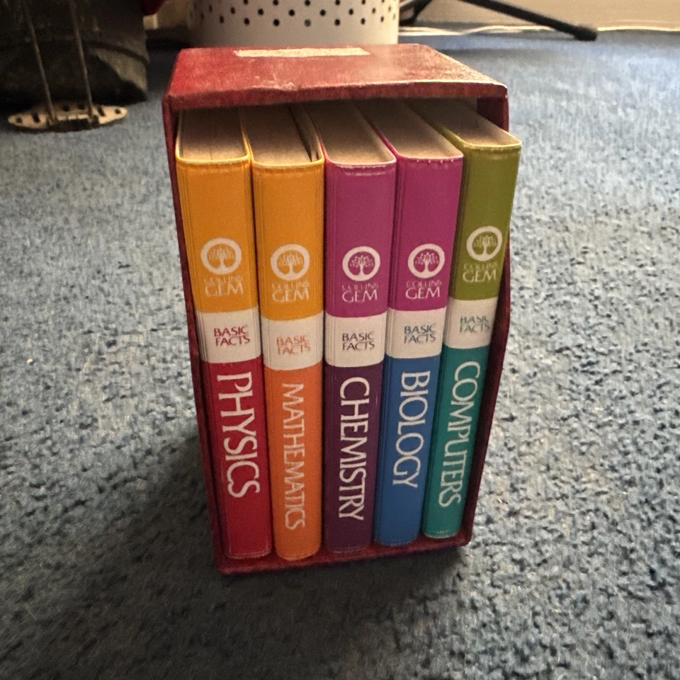 Collins Gem Basic Facts Set Of 5 Books Biology Computers Maths Physics Chemistry - Image 2 of 4