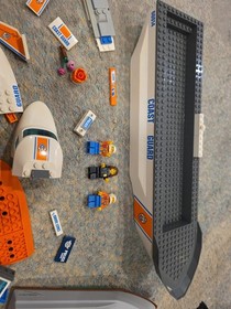 LEGO CITY: Coast Guard Patrol (60014) Incomplete, w/ Minifigures And Other Parts