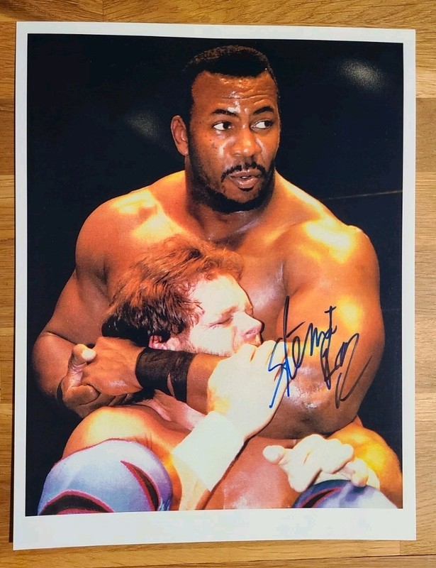 STEVIE RAY signed 8 X 10 photo WCW wrestling HARLEM HEAT