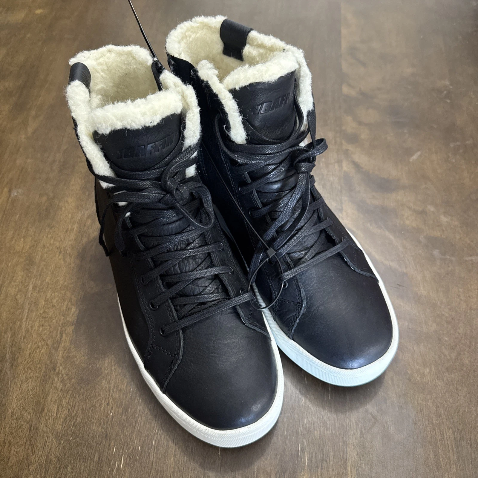 Baffin Tavern Mens Winter Boots Sz 9 Black White Leather Lace Up Round Toe Ankle
Opens in a new wind