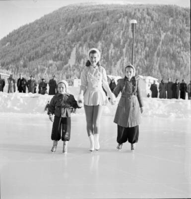 Canada Figure Skating Champion Barbara Ann Scott 1940s No 47 Old Photo