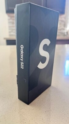 NEW UNLOCKED Samsung Galaxy S22 S901U 128GB Purple GSM + CDMA ATT Verizon
