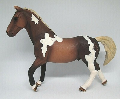 schleich paint horse