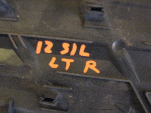 REAR Bumper LEFT Step Pad PROTECTOR 07-12 2007-2013 Silverado 1500 Sierra OEM - Picture 4 of 4