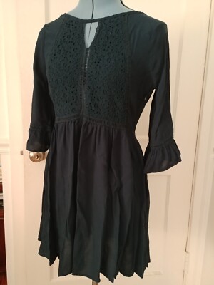 Forever 21 Woman's Designer Navy Lace Mesh Cut Out Trim Side Zip Mini Dress Med.