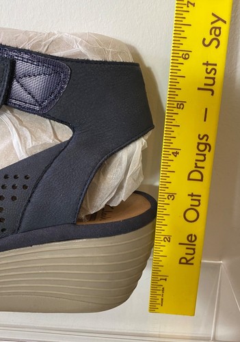 Clarks Navy Blue Perforated Wedge Sandals Adjustable Strap Size 8 - Picture 7 of 12