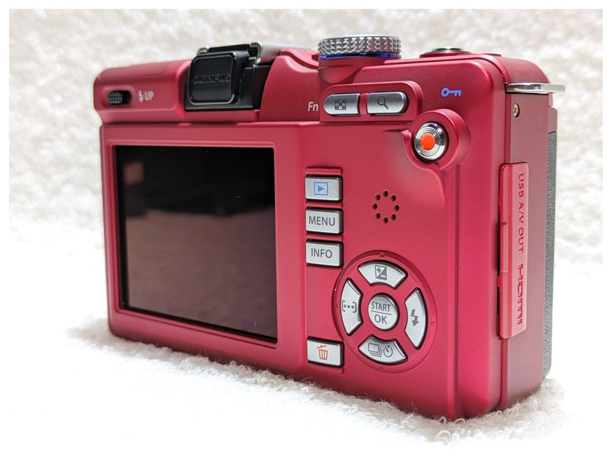 Olympus Pen Lite E-PL1S Red Body Digital Camera From Japan
