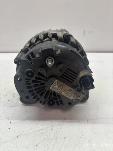 Lichtmaschine Für Audi Seat Skoda Vw A3 Golf VII 1,6 TDI CLHA CLH 03L903023L