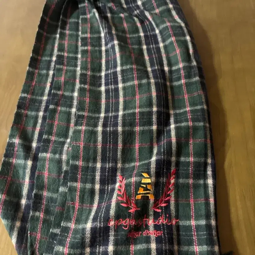 Green Check Pattern Wool Scarf - Unique Design, S… - image 1