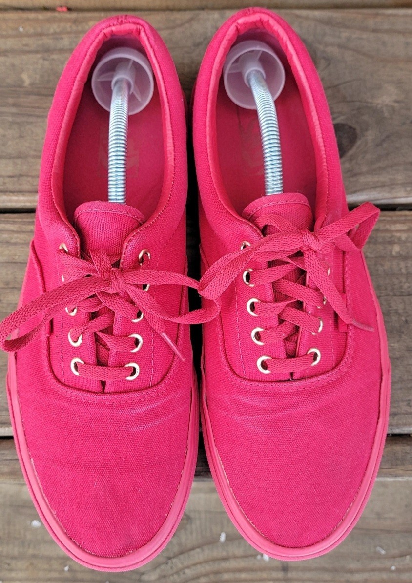 Vans Era Men’s Triple Red Mongo Gold Sneakers Size 11.5 Htf Sk8 Low Lace Up NICE thumbnail 2