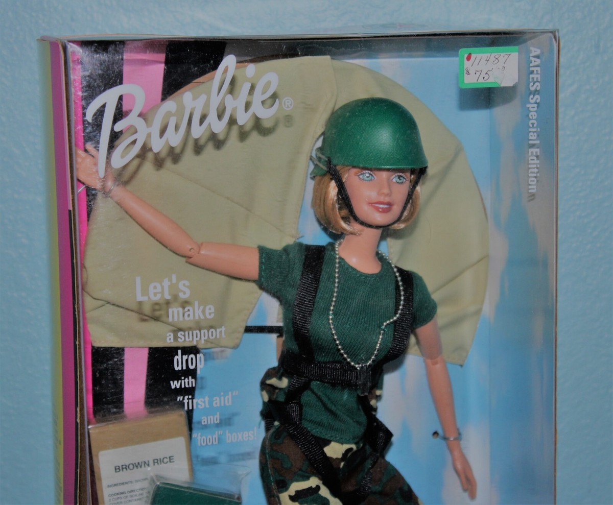 コミック・アニメ Barbie Paratrooper AAFES Special Edition Barbie PARATROOPER Military ARMY AIRBORNE AAFES Special Ed