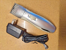 Recortadora de barba y bigote de titanio Remington MB-35 - recargable