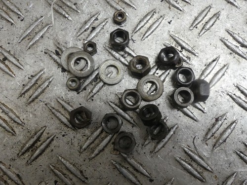 BMW R45,R65 EZ:85 Zylinderkopf Schrauben Motor 67786