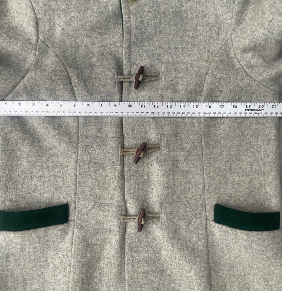 Abrigo con Capucha Disneyland Resort Fantasyland Miembro del Elenco De Colección Lana Palanca Leer Foto 3 de 4