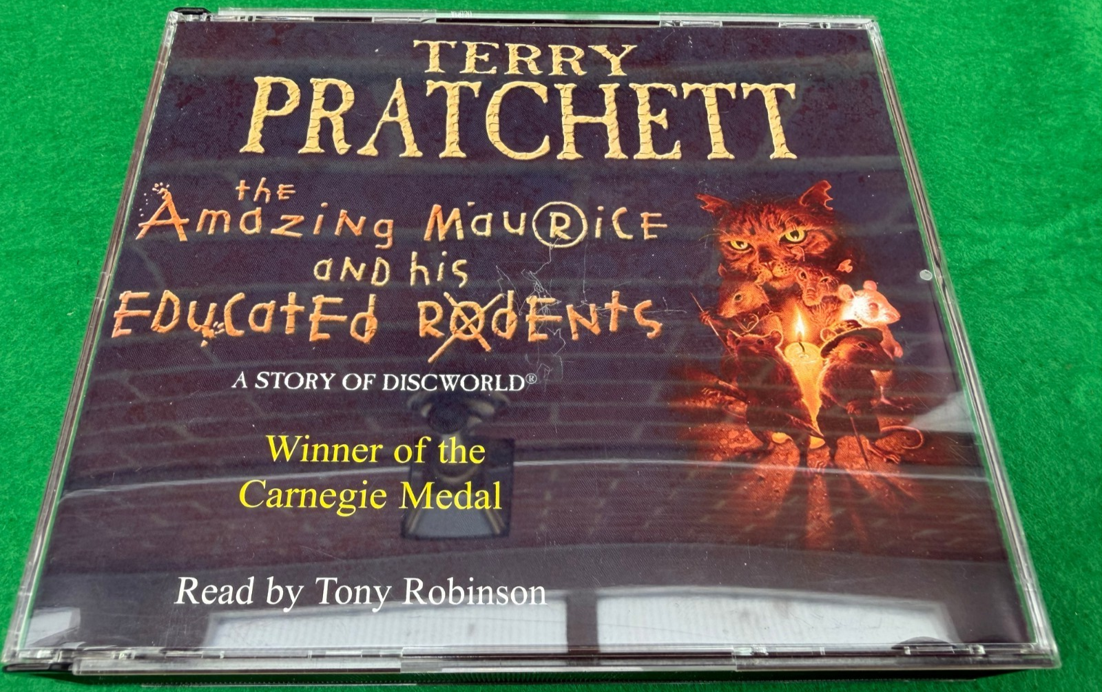 The Amazing Maurice and his Educated Rodents Discworld Terry Pratchett Audio CD
