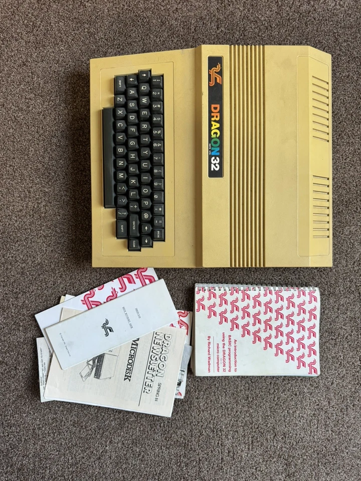 Dragon 32 console, Manuals and 53 games - Image 2 of 4