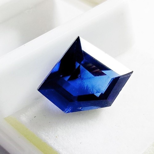 Saphir Padparadscha De Ceylan Naturel - Pierre Précieuse Rare 13x13mm - Trillion