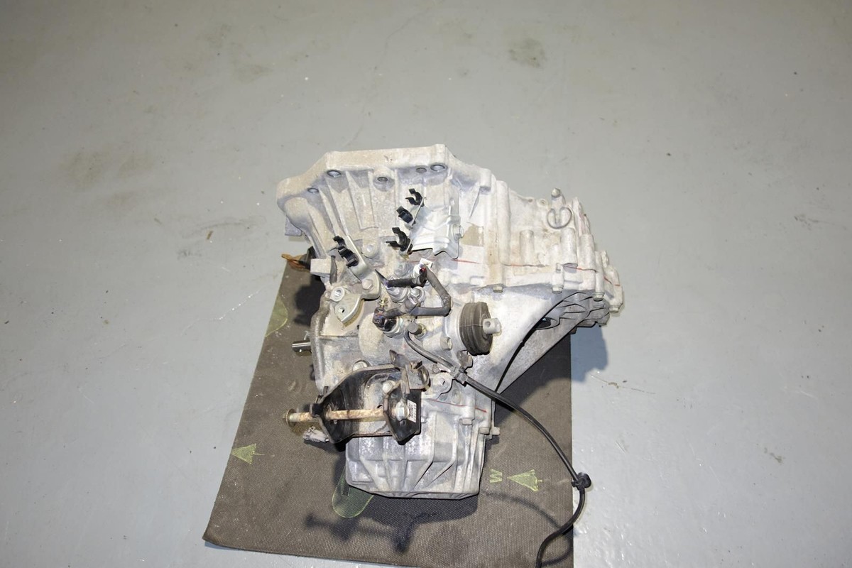 2003-2005 Toyota MR2 MRS Spyder 1ZZ-FE 6-Speed Smt Manual