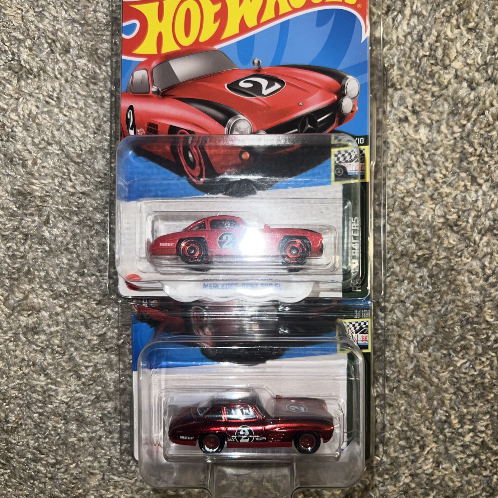 2023 HOT WHEELS SUPER TREASURE HUNT MERCEDES BENZ 300 SL , Mainline & Protector