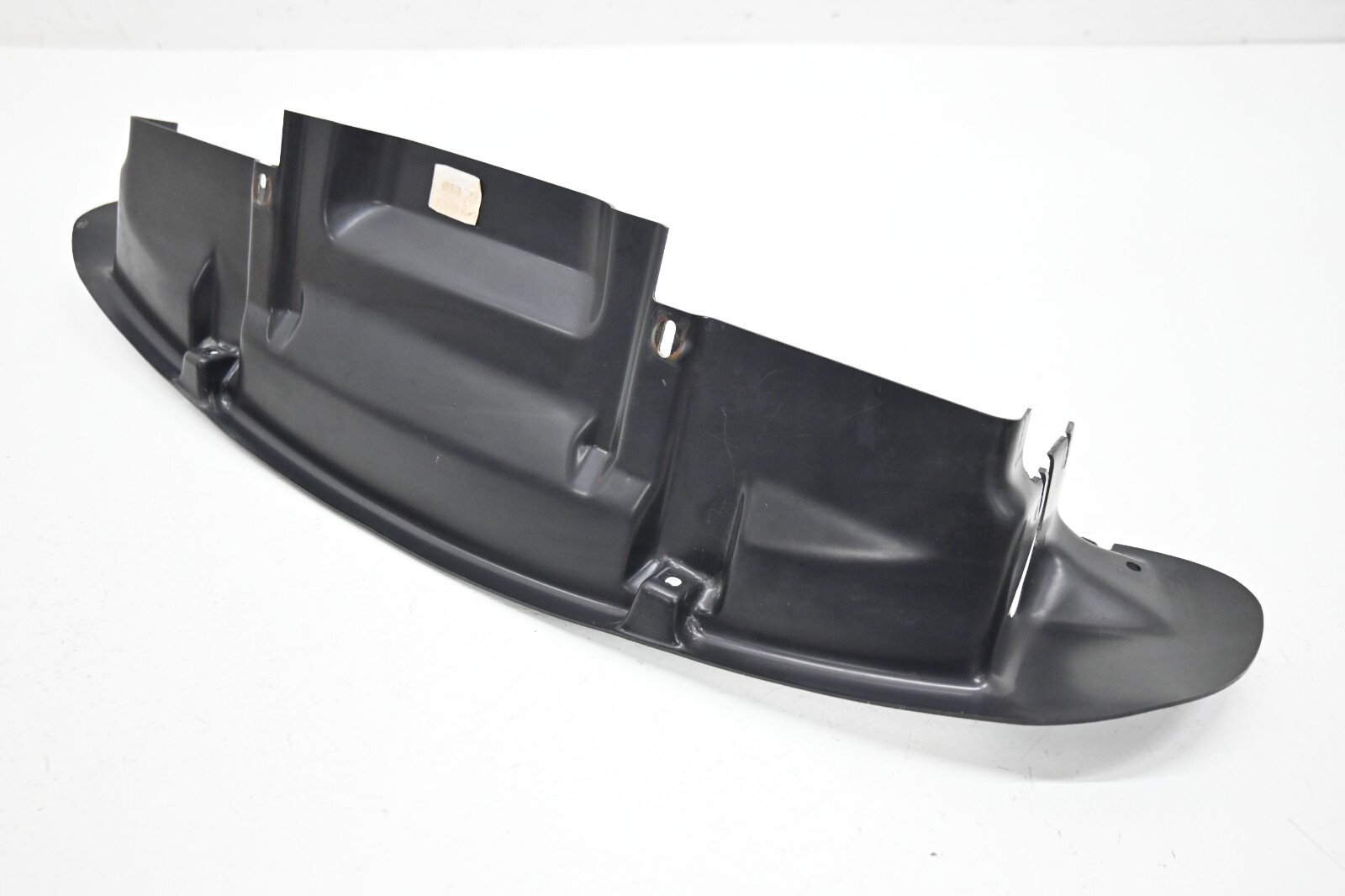 ⭐ 03-08 Maserati Quattroporte Front Lower Bumper Radiator Duct Vent Trim Oem