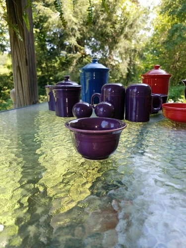 BOUILLON mulberry purple HOMER LAUGHLIN FIESTA 6 3/4 OZ  NEW