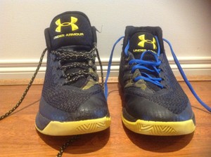 curry 1 black and yellow