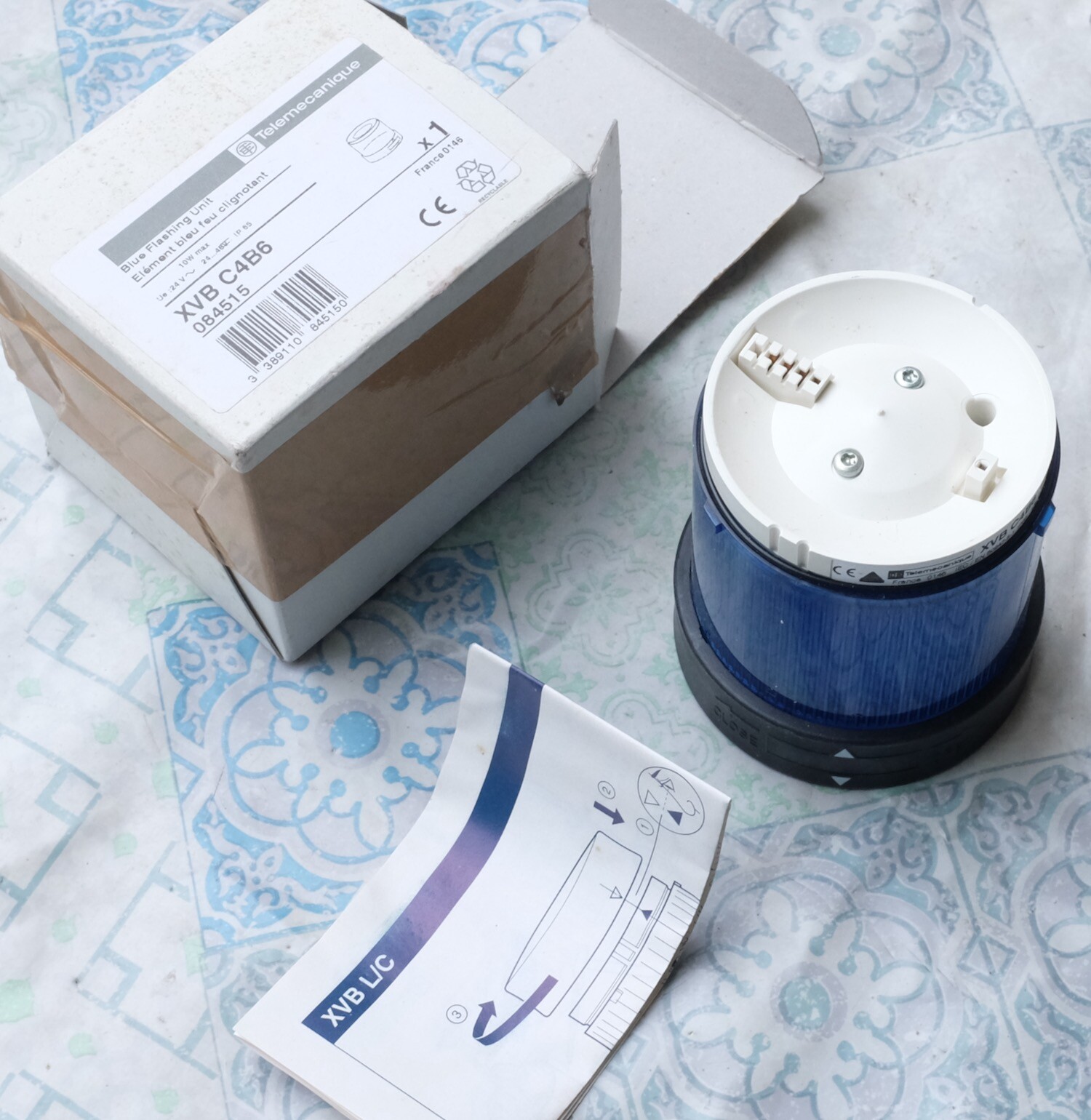 Élément lumineux XVBC4B6 Harmony bleu clignotant 24-48Vcc