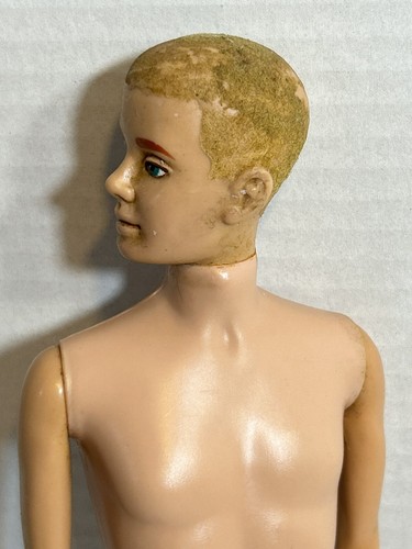 Muñeca Barbie Ken vintage con pelo flocado - Imagen 4 de 11