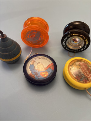 4 Vintage yo yos DUNCAN Butterfly Superman Pac-Man Long Spin Wheels + 1 old TOP