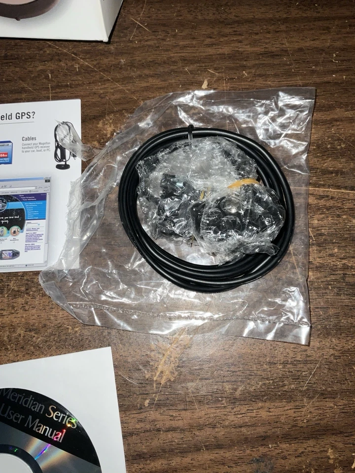 Magellan Meridian Gold Handheld GPS Navigation Hiking Survival + Guide/CD…2004 - Image 4 of 4