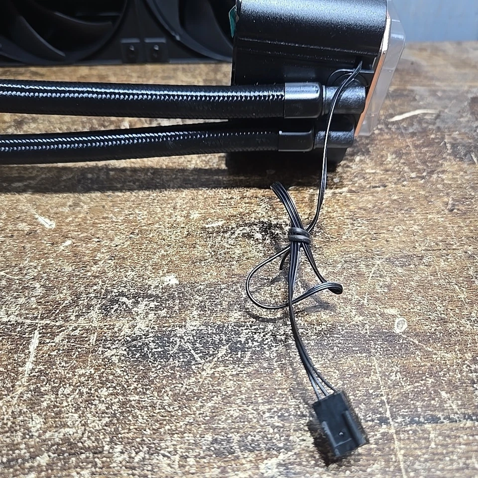 Deepcool LS720S 360mmZero Dark Liquid CPU Cooler R-LS720-BKNNMM-G-1 Black - Image 2 of 4