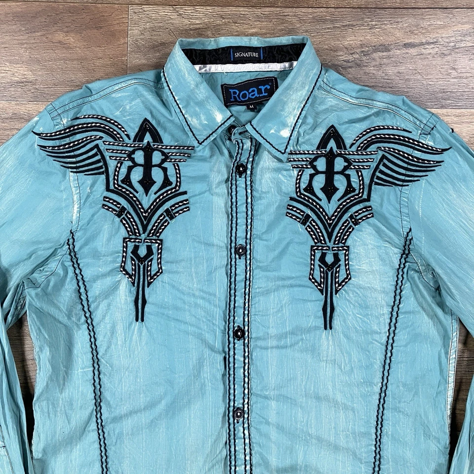 Camisa Roar Para Hombre Mediana Verde Diseño Bordado Manga Larga Abotonada Foto 2 de 4