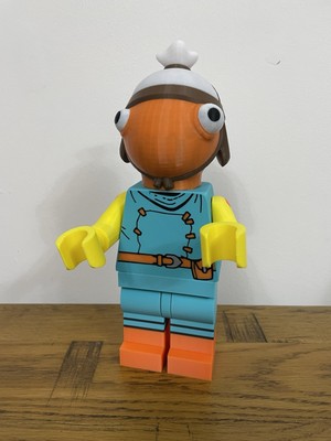 3D-gedruckter Lego inspirierter Fischstäbchen im Fortnite-Stil aus dem Spiel-Skin