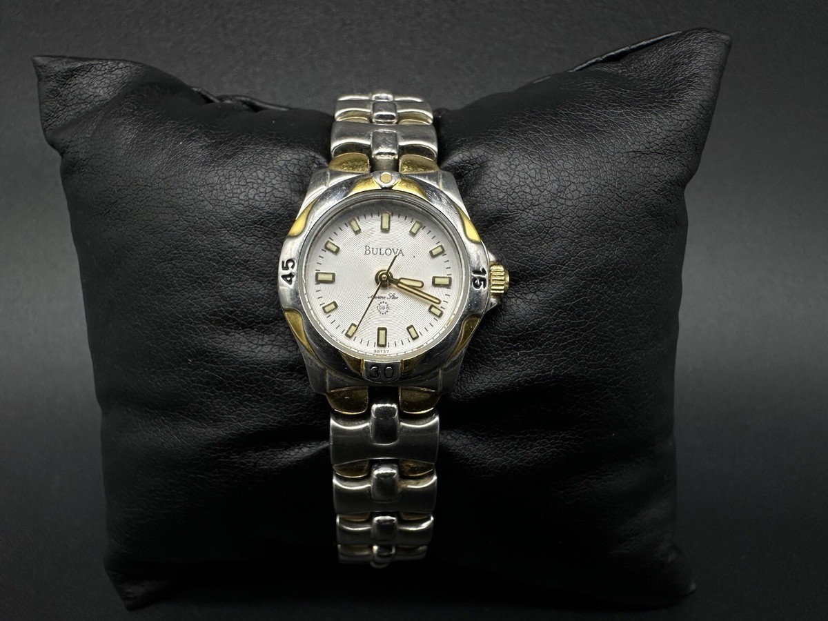 VINTAGE BULOVA T8 QUARTZ LADIES\' WATCH STAINLESS TWO- TONE BAND GOLD&SILVER VINTAGE BULOVA T8 QUARTZ WATCH STAINLESS TWO 2 TONE BAND  main image 2