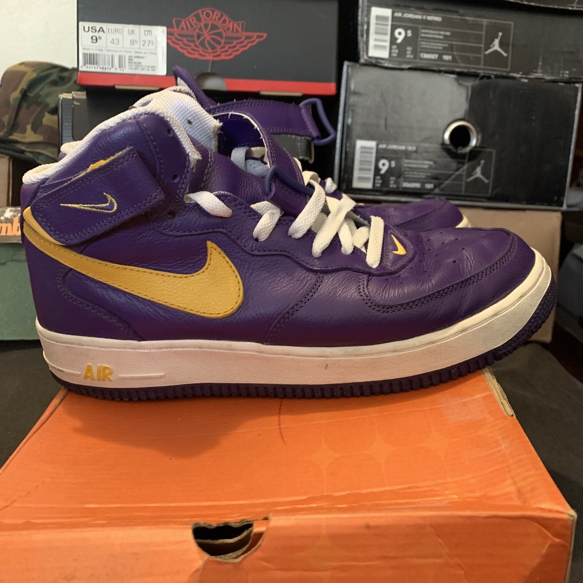 Nike Air Force Mid Purple/University Gold LA Lakers ‘04 Kobe 306352 571  RARE!