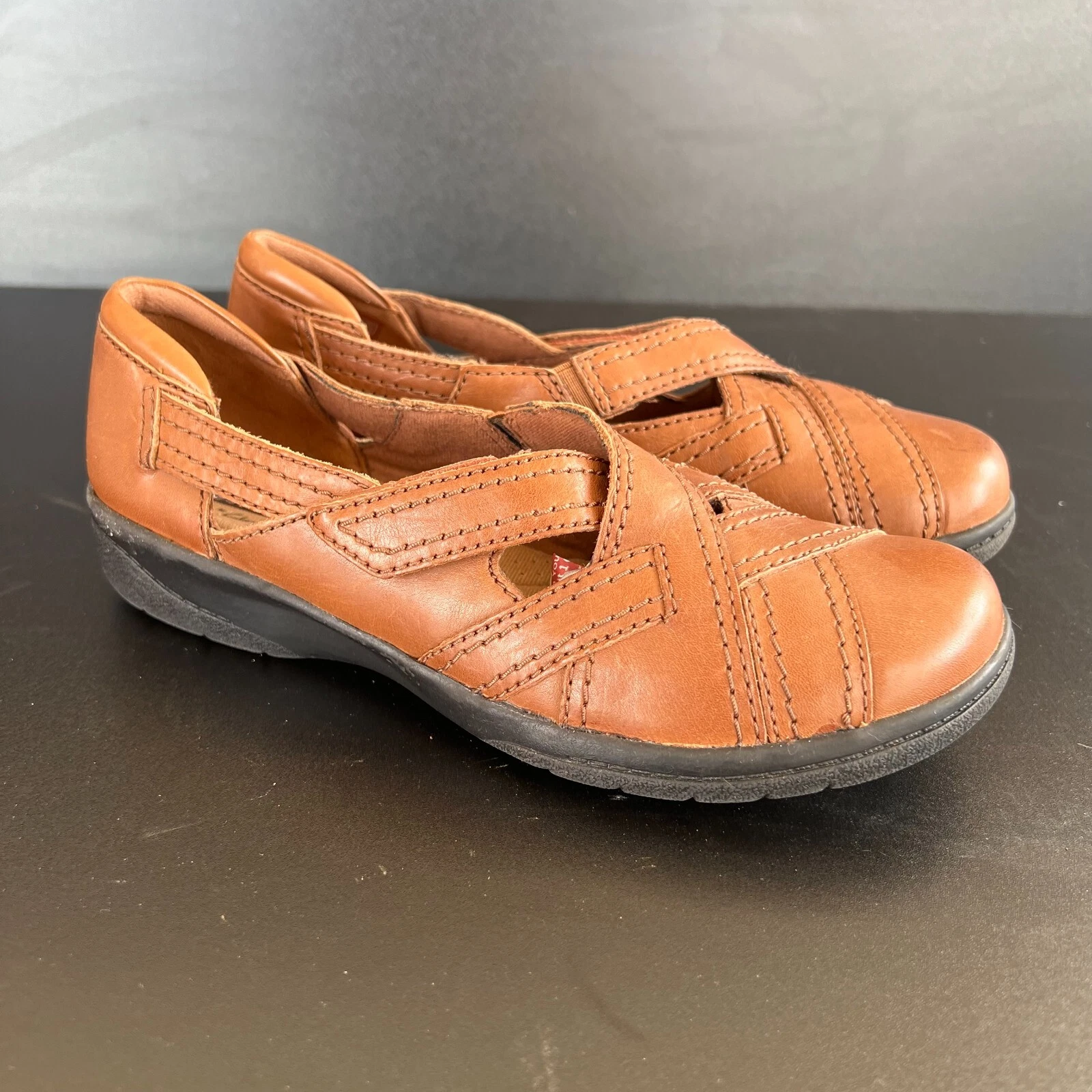 Mocassini Clarks Collection donna taglia US 6M pelle marrone comodi slip on ballerine