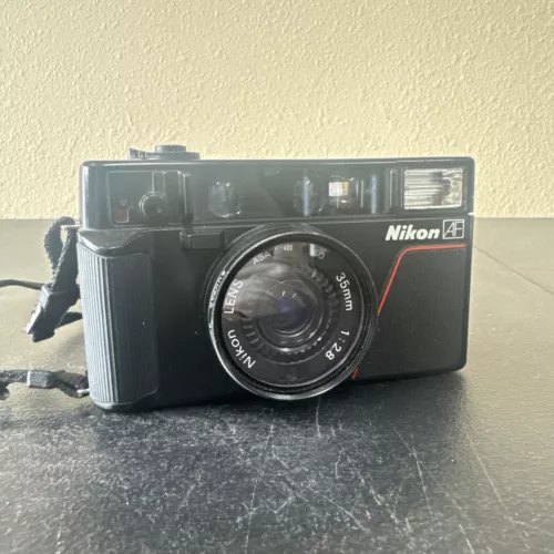 Nikon L35AF2 L35 AF2 One Touch 35mm Point and Shoot Function Camera Fully Tested