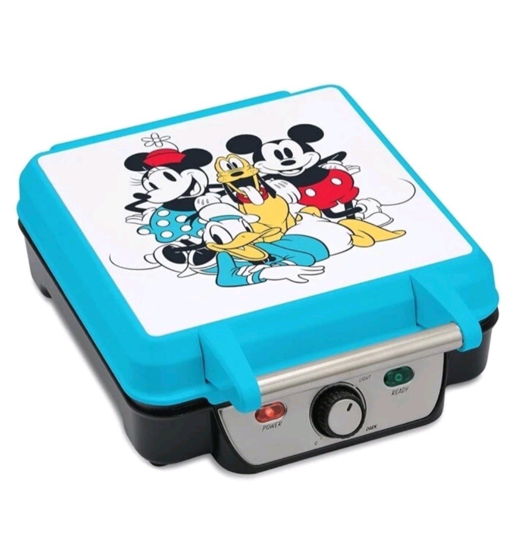 &ndash; Mickey Minnie Pluto & Donald Euc